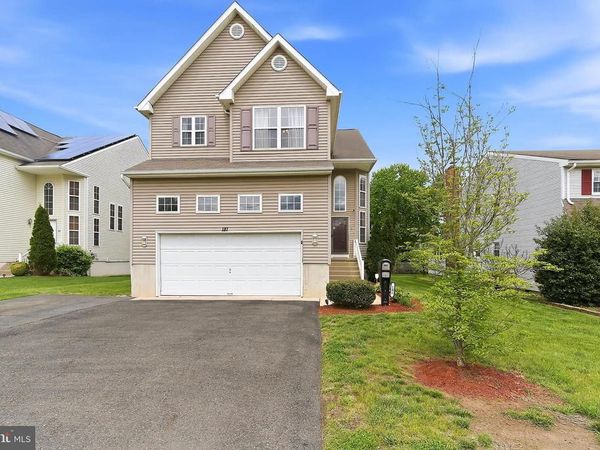 181 GLENWOOD AVENUE, BURLINGTON, NJ 08016