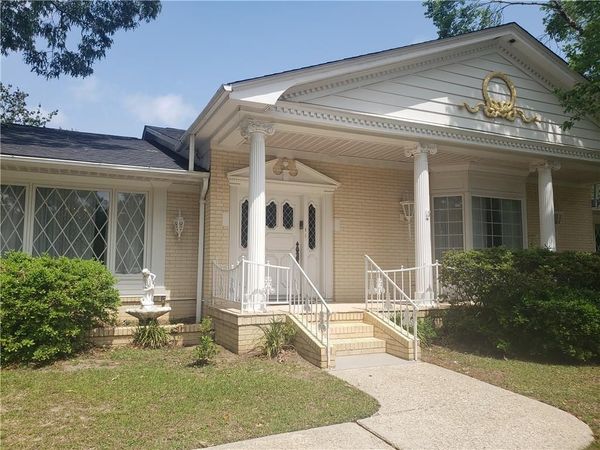 1221 Westbury Drive, Mobile, AL 36609