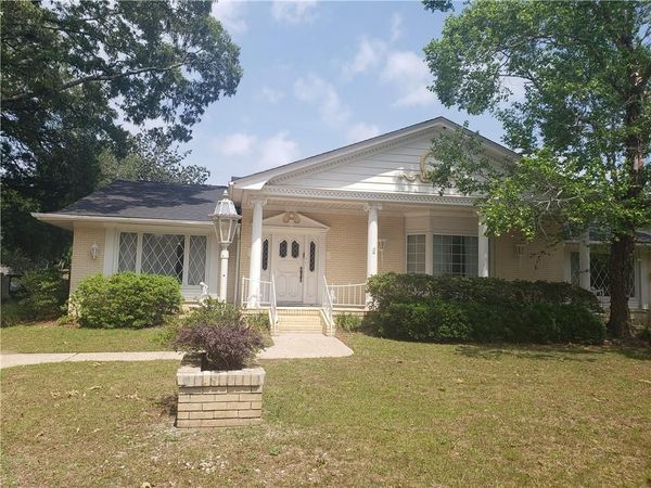 1221 Westbury Drive , Mobile, AL 36609