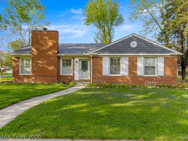 21675 Outer Drive, Dearborn, MI 48124