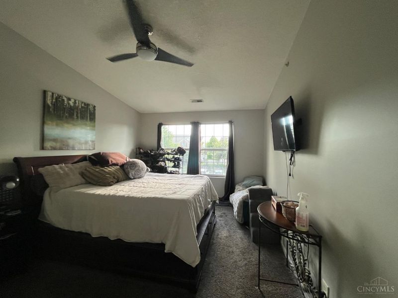 7750 Bridge Point Drive, Unit 11-30, Green Township, OH 45248 Photo 10