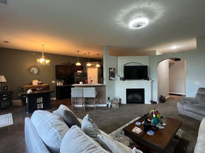 7750 Bridge Point Drive, Unit 11-30, Green Township, OH 45248 Photo 5