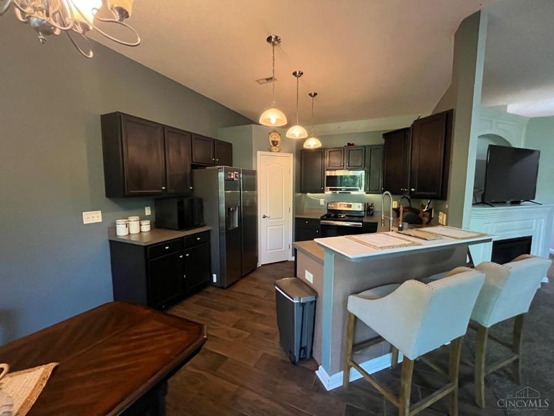 7750 Bridge Point Drive, Green Township, OH 45248 Photo 8