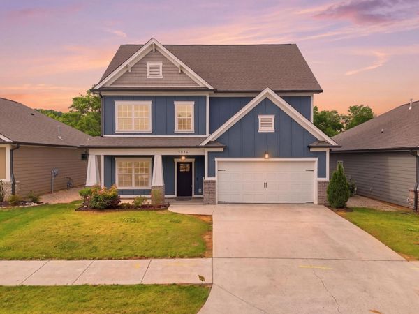 5942 Amber Valley Lane , Hixson, TN 37343