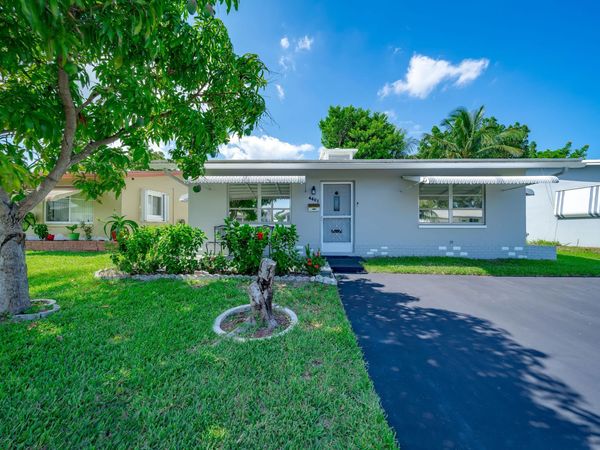 4401 NW 47th Street, Tamarac, FL 33319