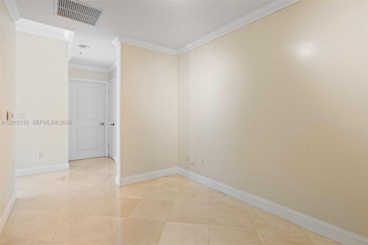 1945 S Ocean Dr , Unit 503, Hallandale Beach, FL 33009 Photo
