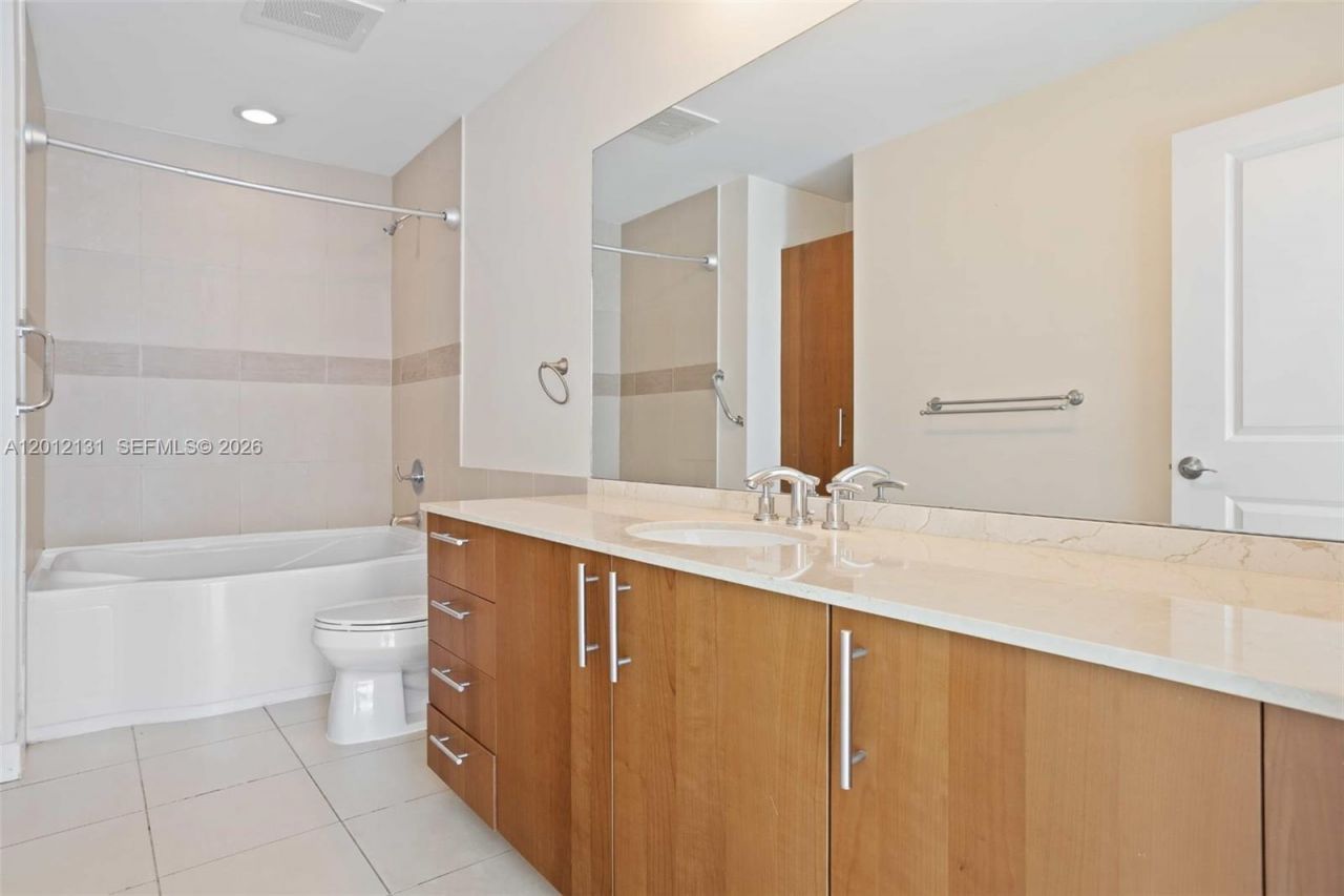 1945 S Ocean Dr , Unit 503, Hallandale Beach, FL 33009 Photo