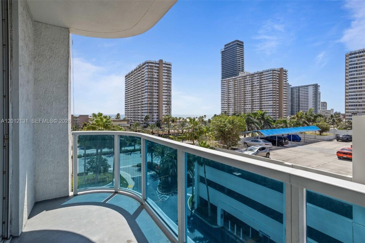 1945 S Ocean Dr , Unit 503, Hallandale Beach, FL 33009 Photo
