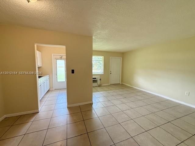 151 NW 164th St , Miami, FL 33169 Photo