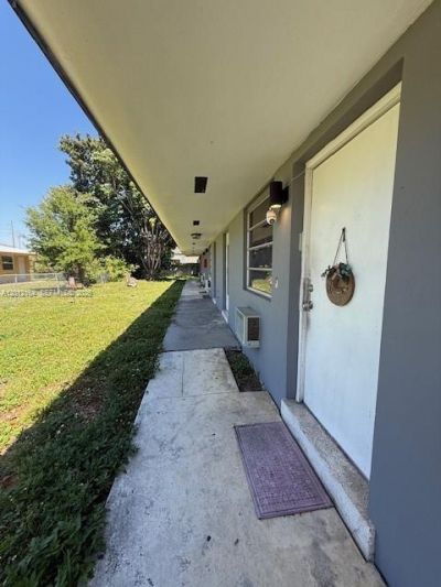 151 NW 164th St , Miami, FL 33169 Photo