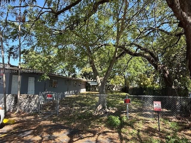 151 NW 164th St , Miami, FL 33169 Photo