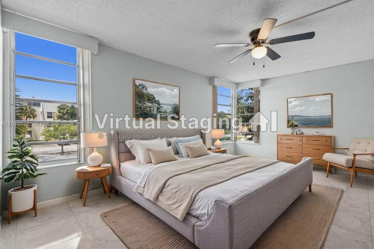 950 NE 199th St , Unit 2H, Miami, FL 33179 Photo
