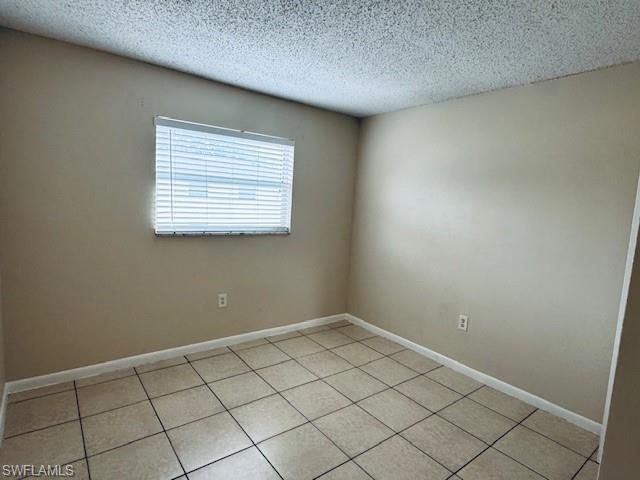 3325 Airport Rd N, Unit T7, Naples, FL 34105 Photo