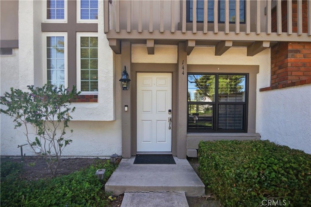 144 W Yale Loop, Irvine, CA 92604 Main Photo