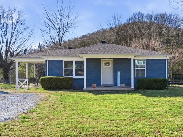 31 Horseshoe Bend Ln , Elmwood, TN 38560