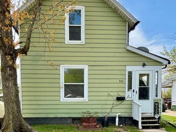 810 E Beecher Street, Adrian, MI 49221