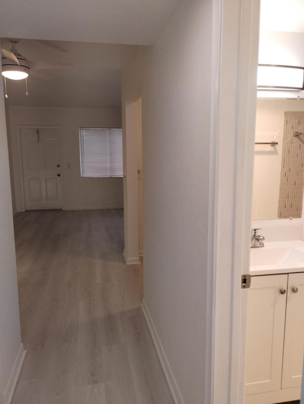 2880 Lake Osborne Drive, Unit 209, Lake Worth Beach, FL 33461 Photo