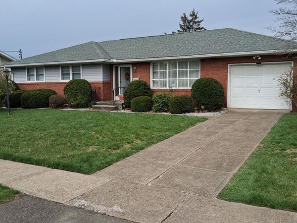 5 Monarch Road, Hanover Township, PA 18706