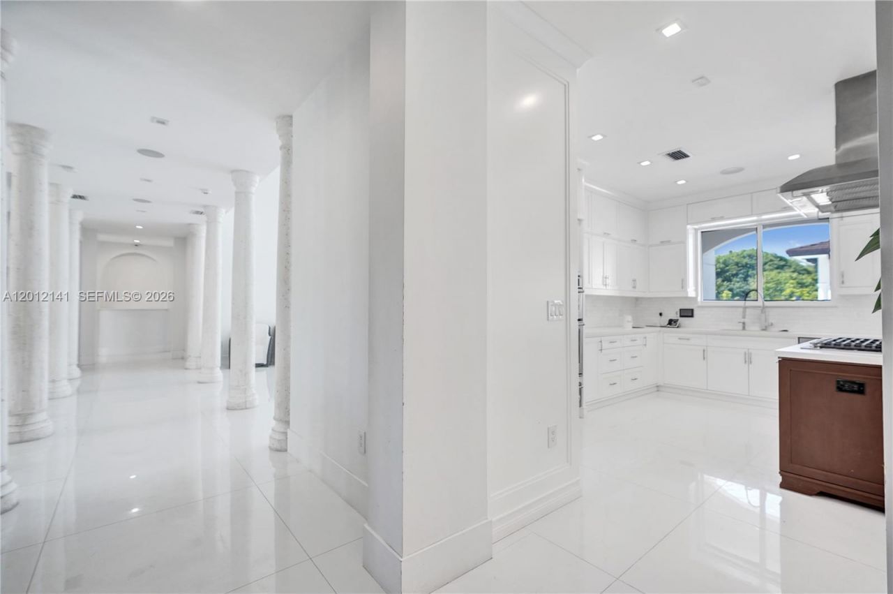 12401 SW 45th St, Miami, FL 33175 Photo