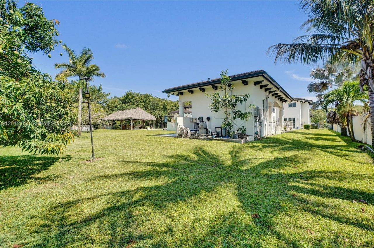 12401 SW 45th St, Miami, FL 33175 Photo