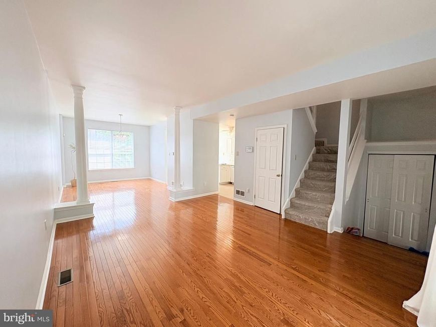 307 Thyme Lane, Philadelphia, PA 19128 Main Photo