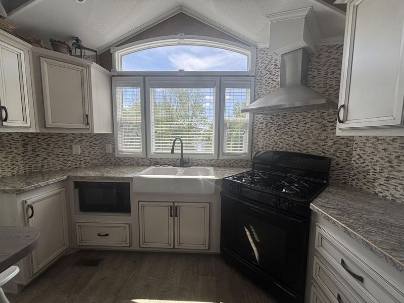 11539 Lake Drive, Unit 171, Lakeview, OH 43331 Photo 16