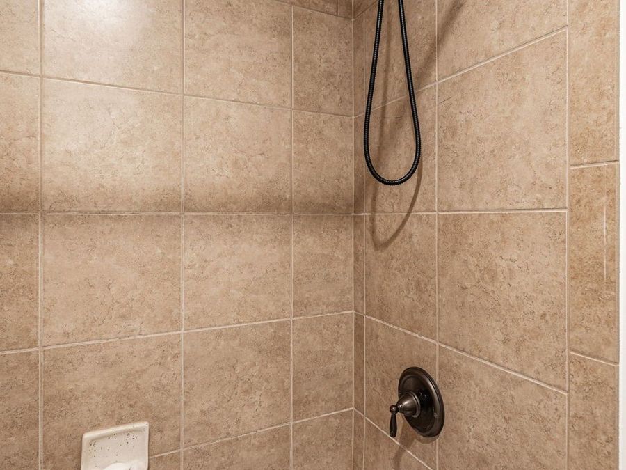 Property Image 94