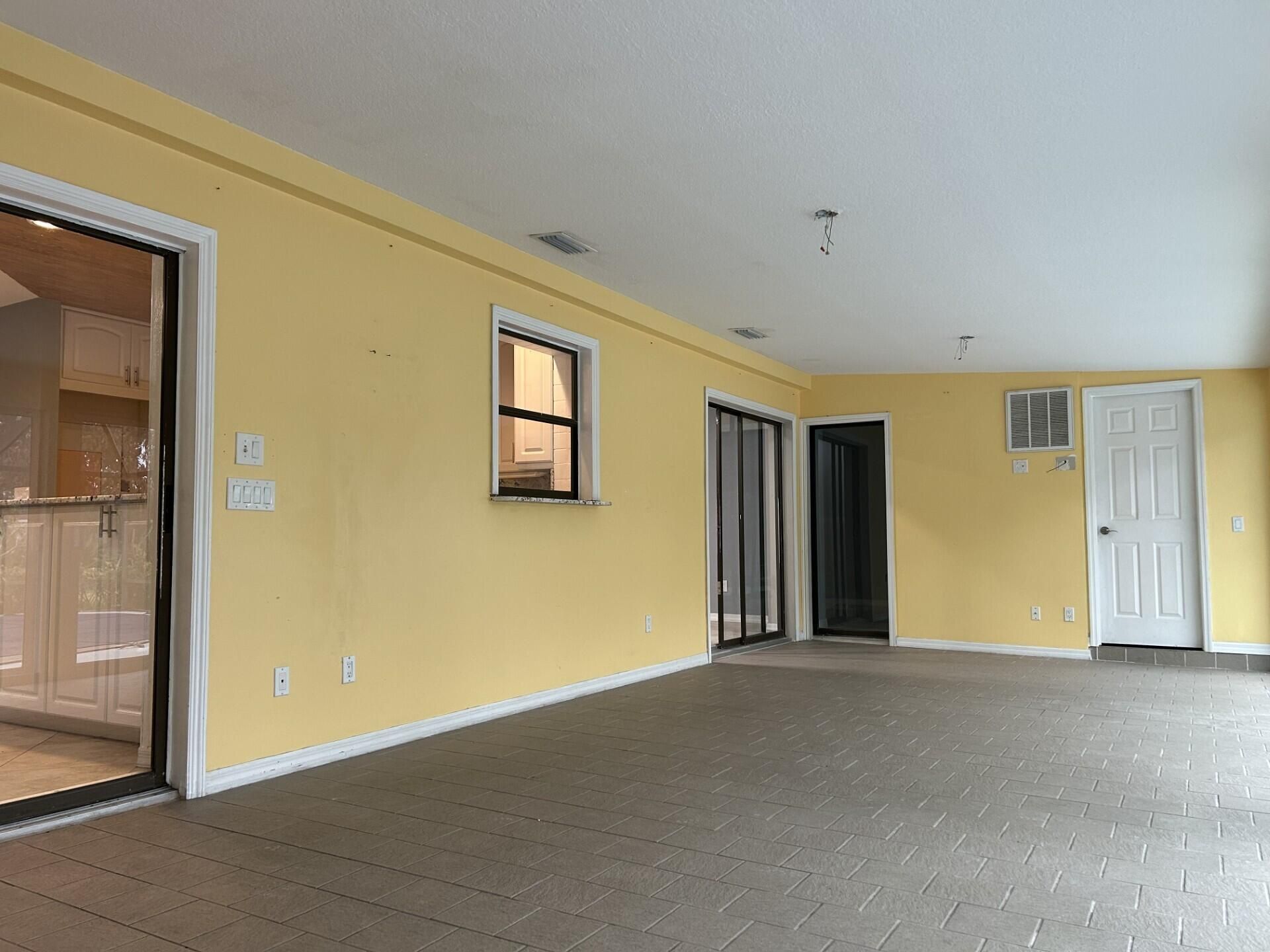 2080 SE Elmhurst Road, Port Saint Lucie, FL 34952 Photo