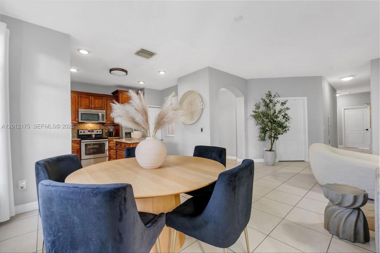 4351 SW 160th Ave, Unit 104, Miramar, FL 33027 Photo