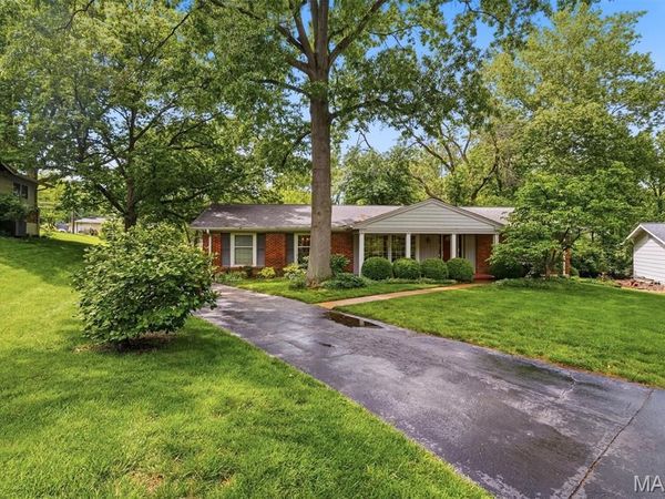 259 White Tree Lane, Ballwin, MO 63011