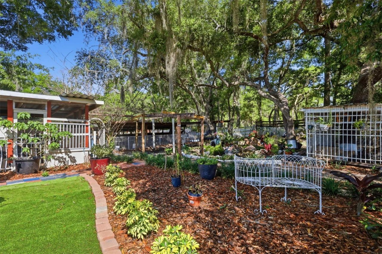 1898 Blackwelder Road, De Leon Springs, FL 32130 Photo