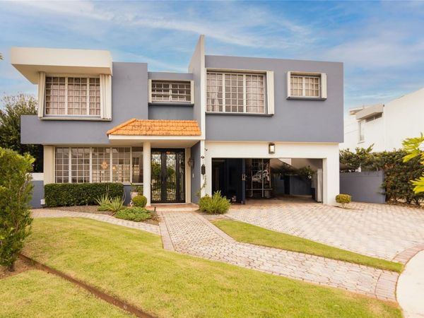 21 PQUE. TIVOLI | PASEO DEL PARQUE, SAN JUAN, PR 00926