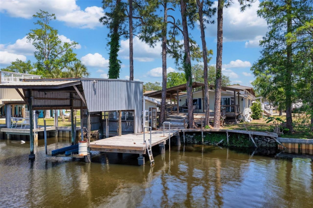 53 SE 241st Street , Suwannee, FL 32692 Photo