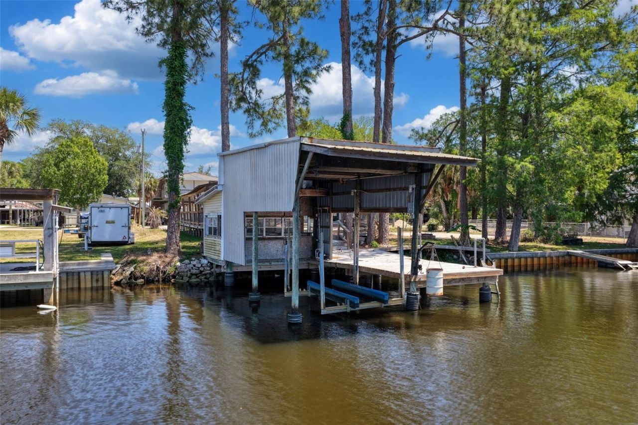 53 SE 241st Street , Suwannee, FL 32692 Photo