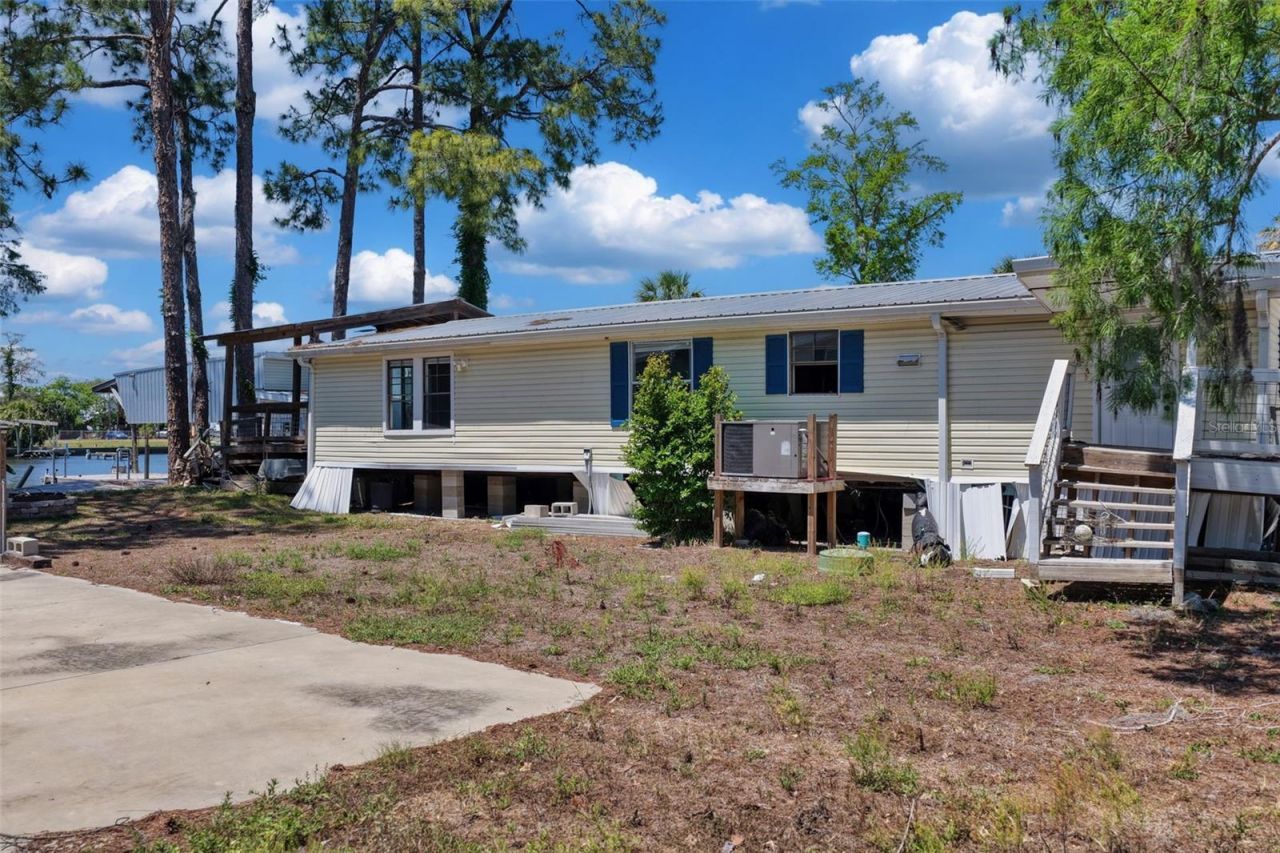 53 SE 241st Street , Suwannee, FL 32692 Photo