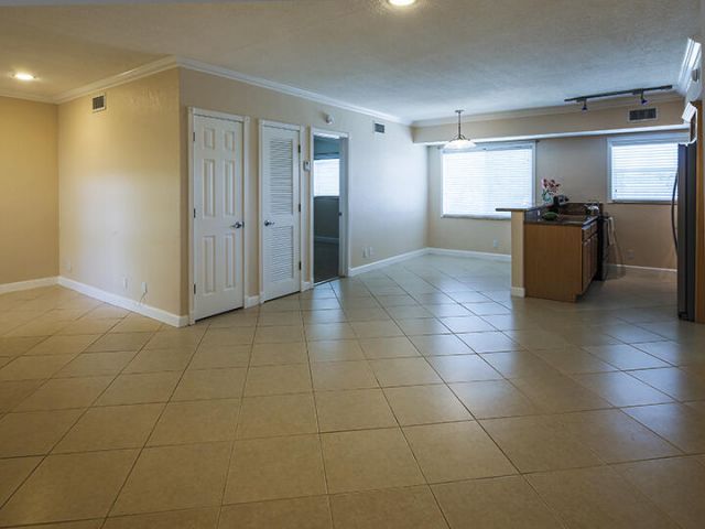 924 SE 2nd Street, Unit 33, Fort Lauderdale, FL 33301 Photo