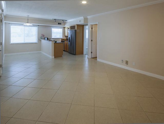 924 SE 2nd Street, Unit 33, Fort Lauderdale, FL 33301 Photo
