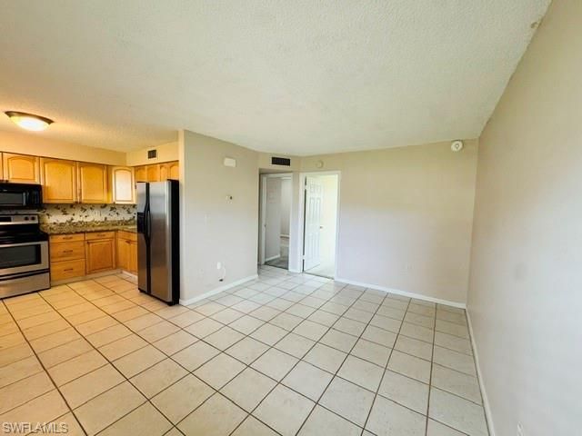 3325 Airport Rd N, Unit L3, Naples, FL 34105 Photo