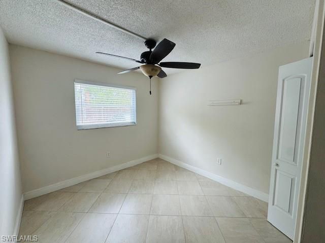 3325 Airport Rd N, Unit J3, Naples, FL 34105 Photo