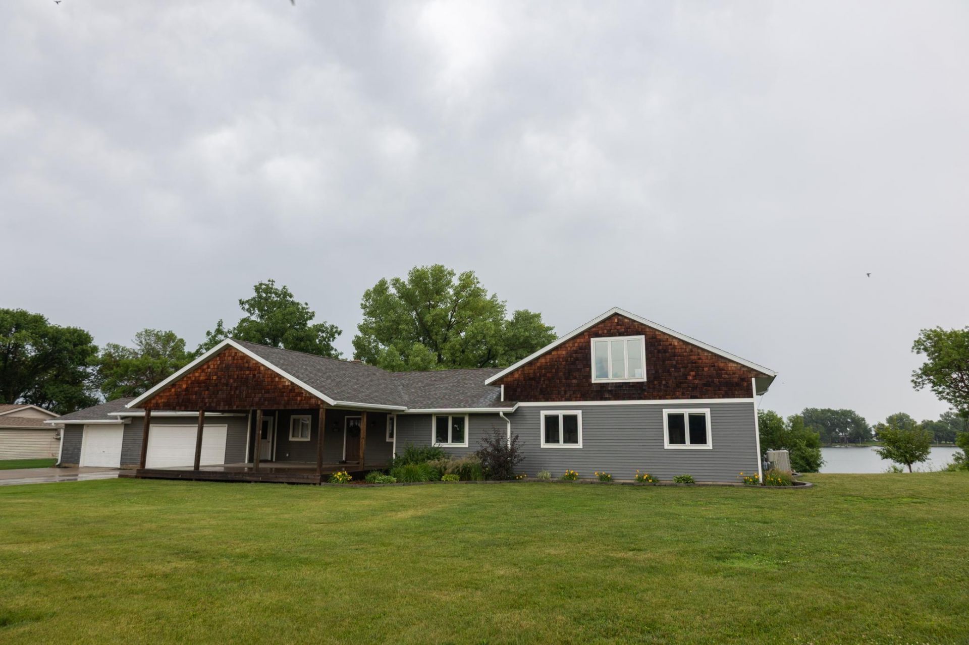 912 S Lafayette Avenue, Fulda, MN 56131