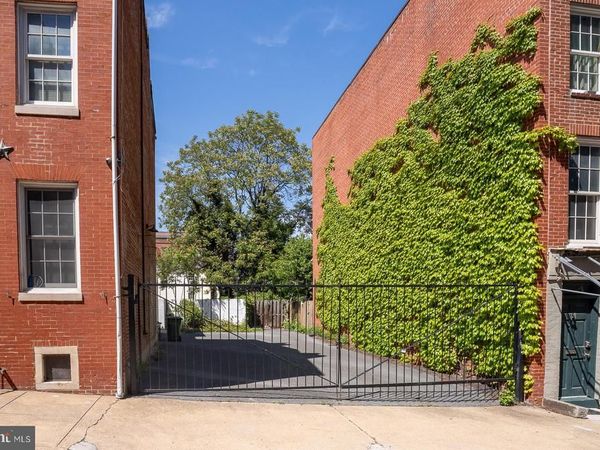 10 E HAMILTON STREET E , BALTIMORE, MD 21202