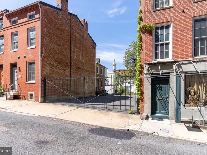 10 E Hamilton Street E , Baltimore, MD 21202 Main Photo