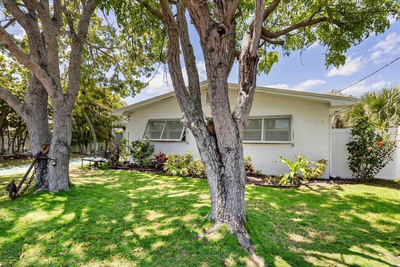 1706 Plover Avenue, Fort Pierce, FL 34949 Photo