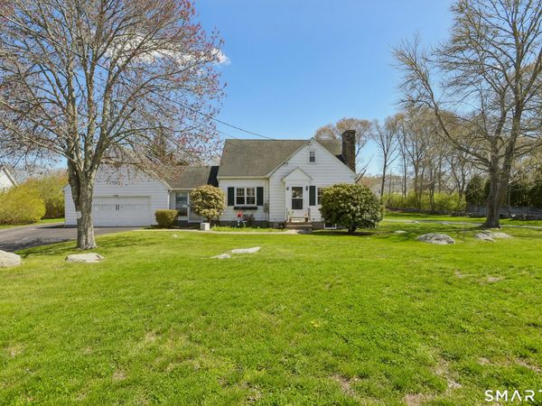 138 South Broad, Stonington, CT 06379