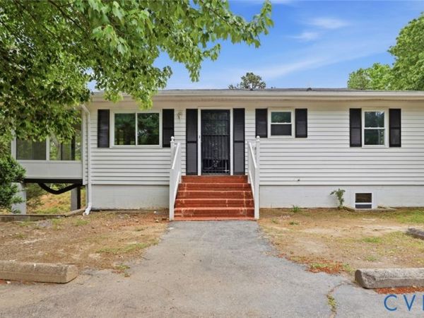 5431 W Hundred Road , Chester, VA 23831
