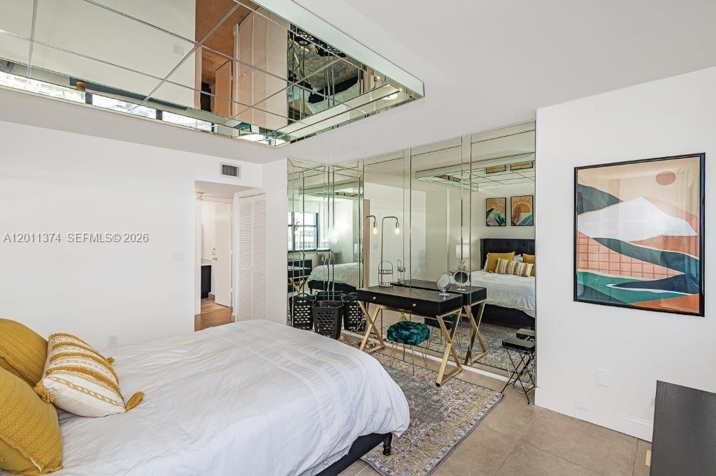 2401 S Ocean Dr , Unit 604, Hollywood, FL 33019 Photo
