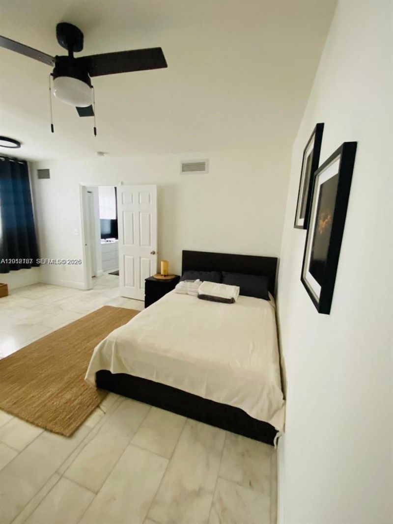 1526 Pennsylvania Ave , Unit 20, Miami Beach, FL 33139 Photo