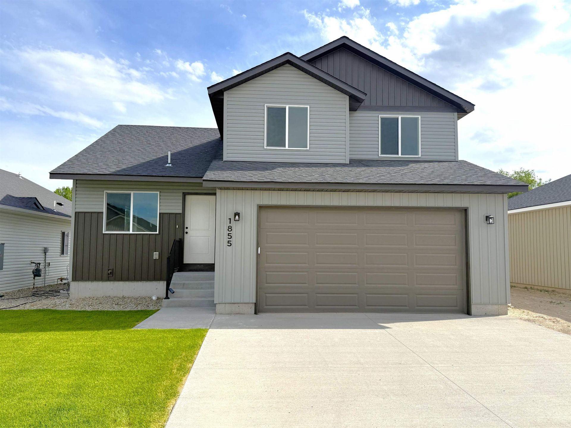 1855 Brynwood Ave, Chubbuck, ID 83202 Main Photo