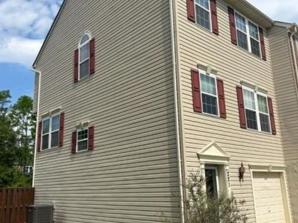 221 WOODSTREAM BOULEVARD, STAFFORD, VA 22556