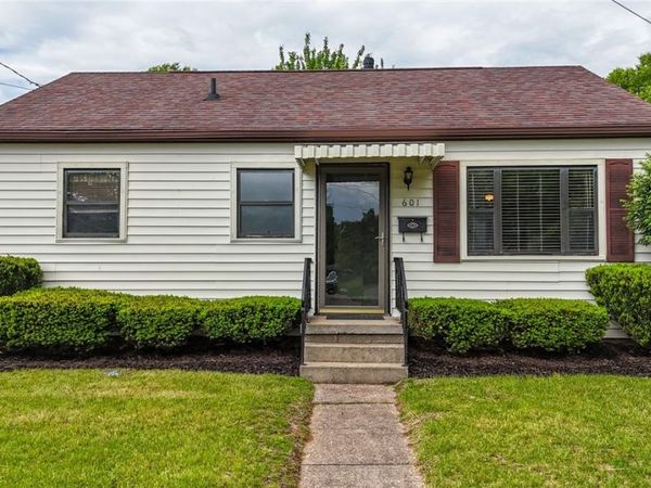 601 41st Street , Vienna, WV 26105